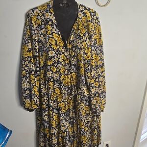 Chic Floral Midi Dress in Yellow and Black